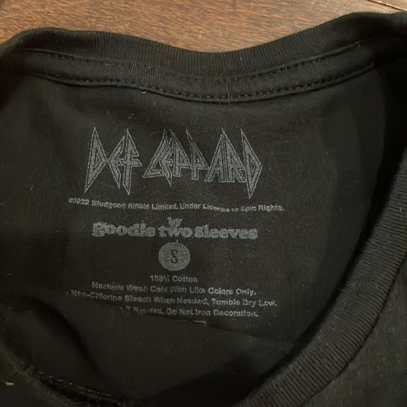 Def Leppard Graphic Tee - Picture 5 of 5